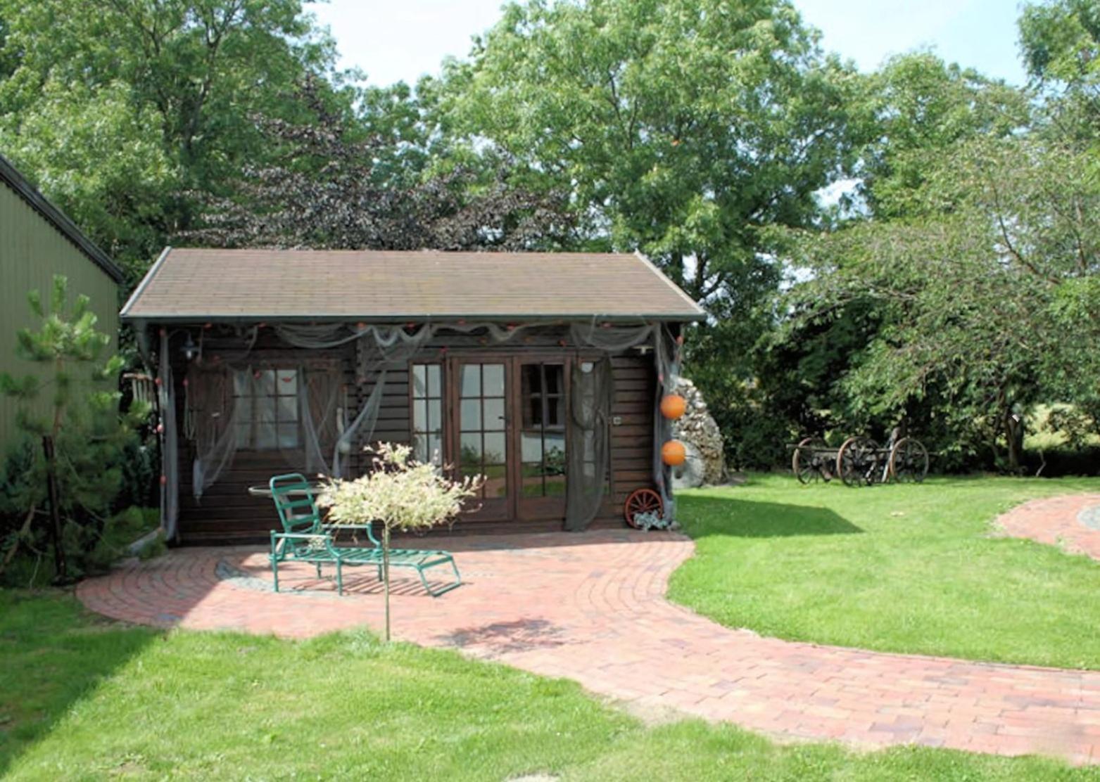 Hotel Ruegenschmiede Vis A Vis Hiddensee Schaprode Exterior photo
